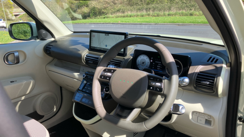 Hyundai INSTER 85kW 02 49kWh 5dr Auto Electric Hatchback